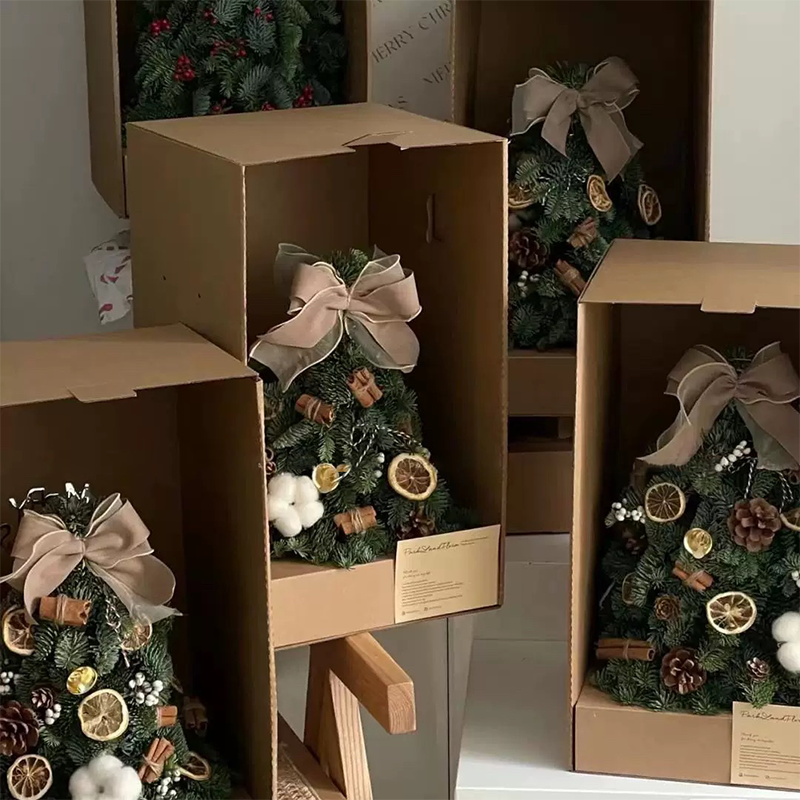 Boîtes-cadeaux de fleurs ondulées brunes uniformes