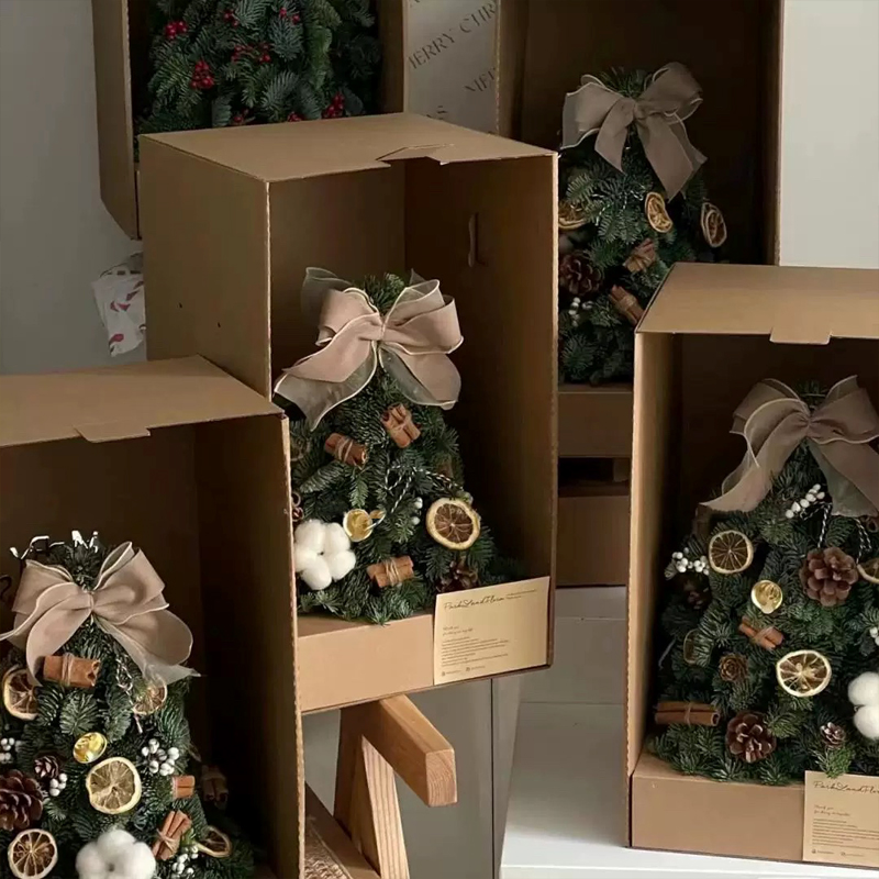 Boîtes-cadeaux de fleurs ondulées brunes uniformes